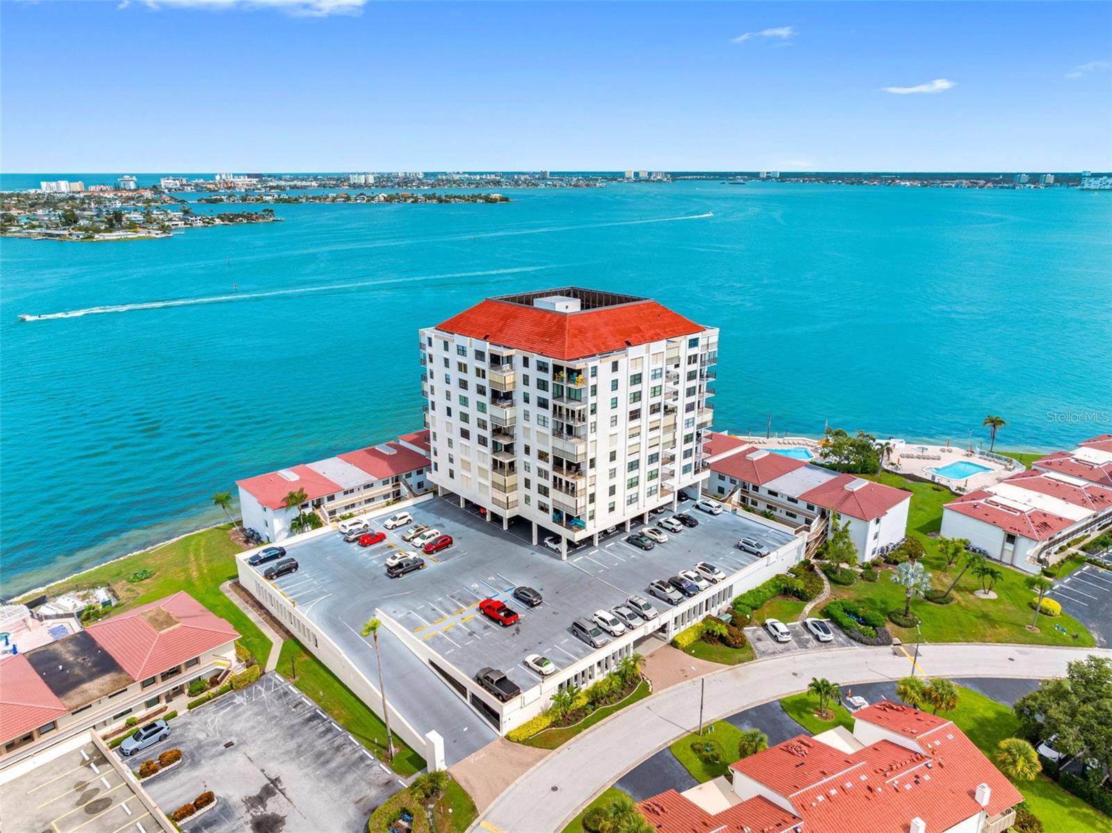 Image 44 of 78 For 6265 Sun Boulevard 115