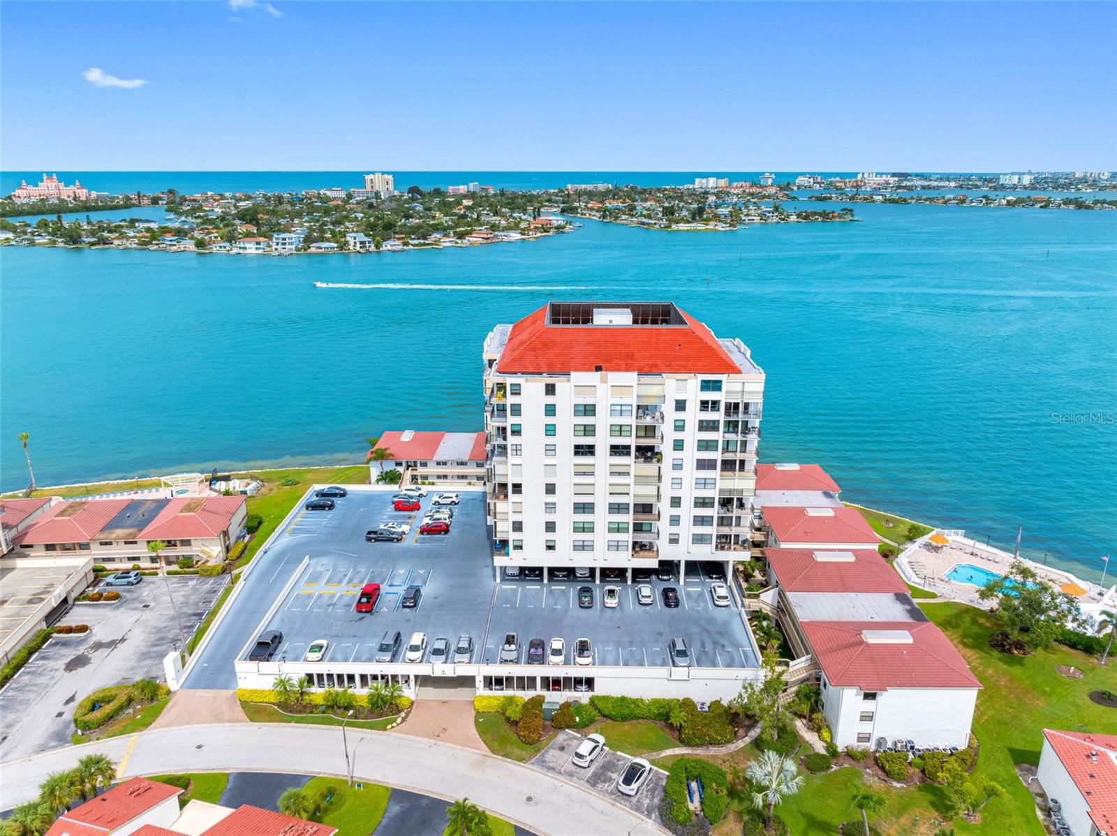 Image 45 of 78 For 6265 Sun Boulevard 115