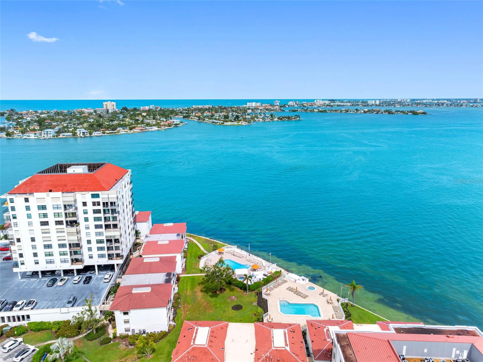 Image 47 of 78 For 6265 Sun Boulevard 115