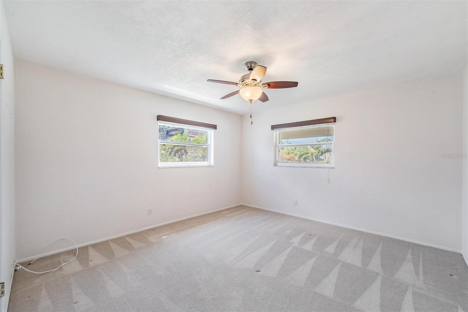 Image 16 of 37 For 13483 87th Avenue