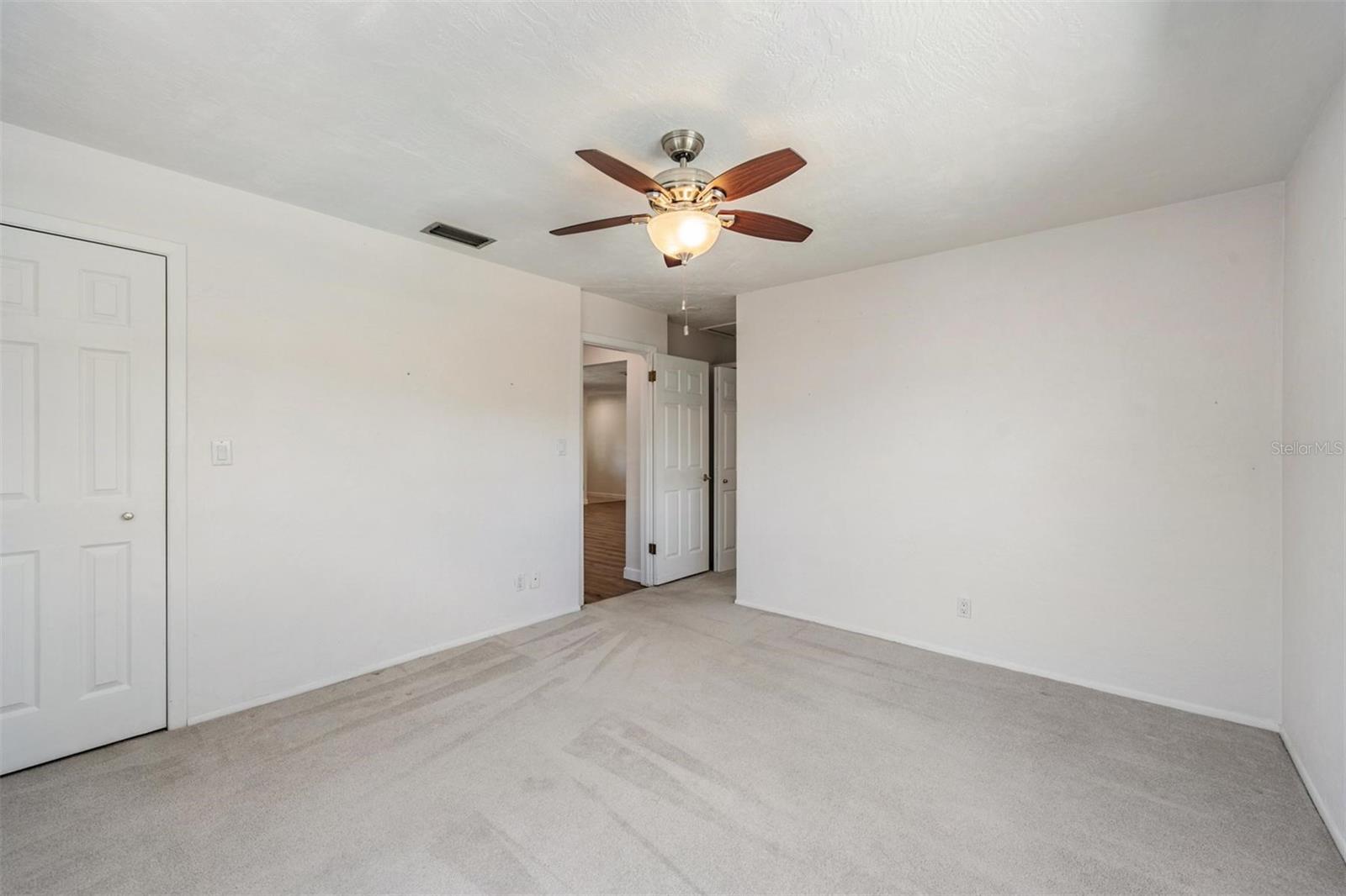 Image 20 of 37 For 13483 87th Avenue