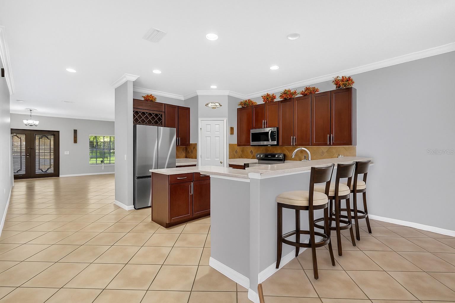 Image 10 of 73 For 8840 Cameron Crest Drive