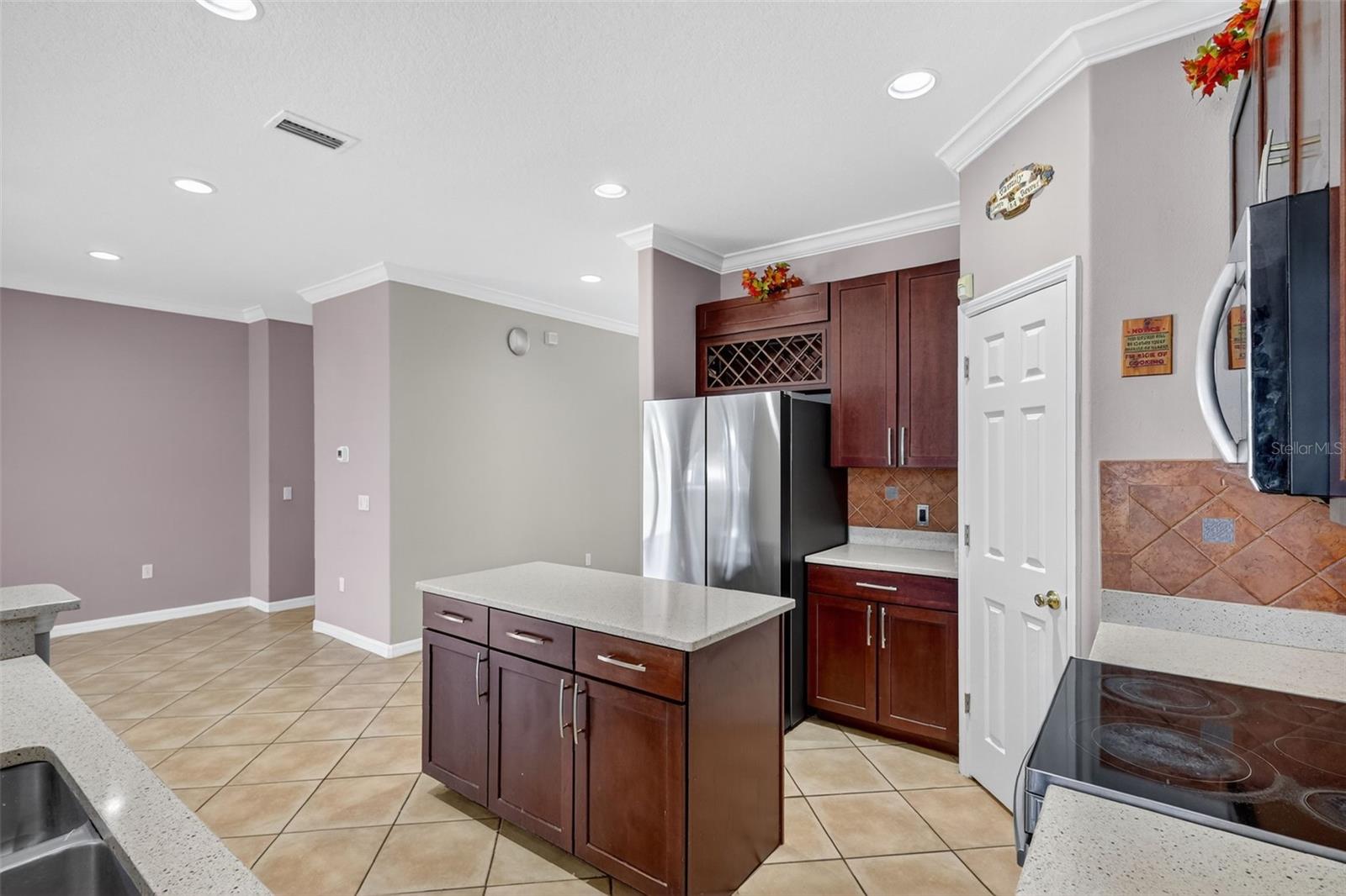Image 11 of 73 For 8840 Cameron Crest Drive