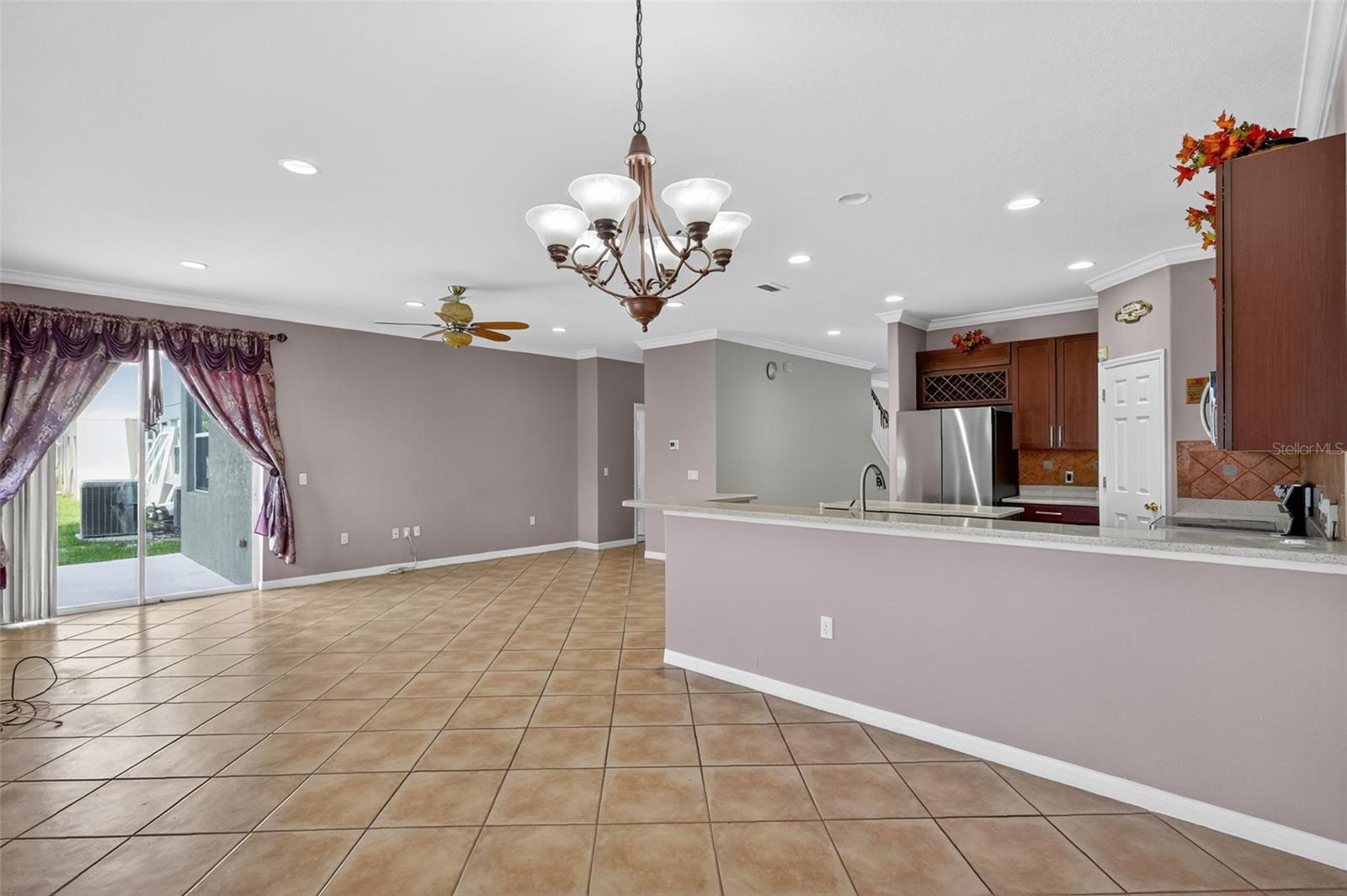 Image 14 of 73 For 8840 Cameron Crest Drive