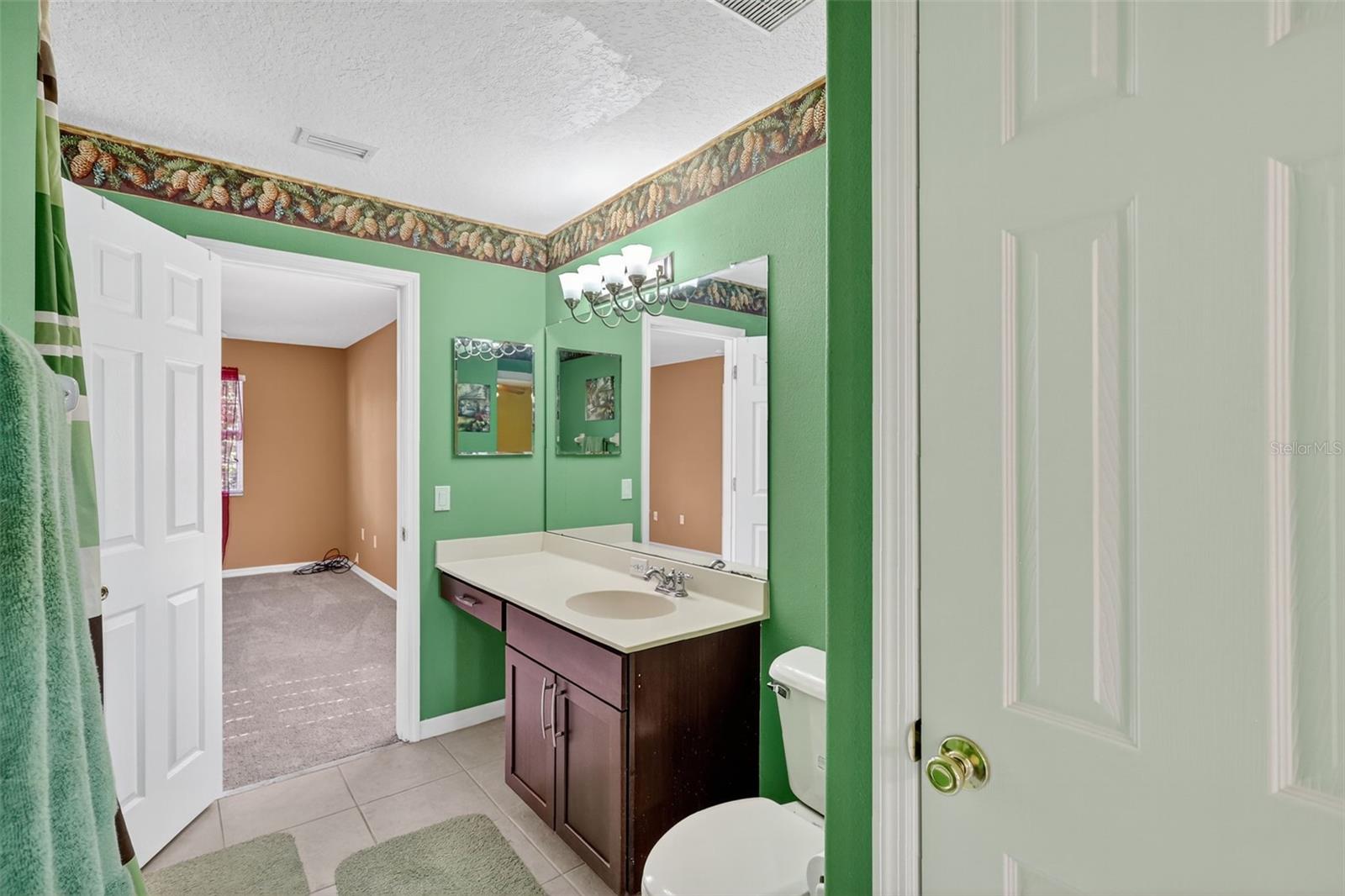 Image 34 of 73 For 8840 Cameron Crest Drive