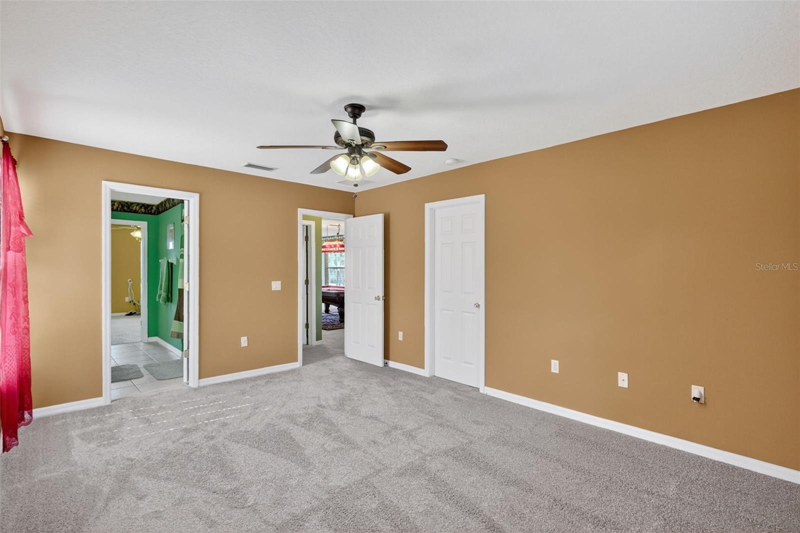 Image 38 of 73 For 8840 Cameron Crest Drive