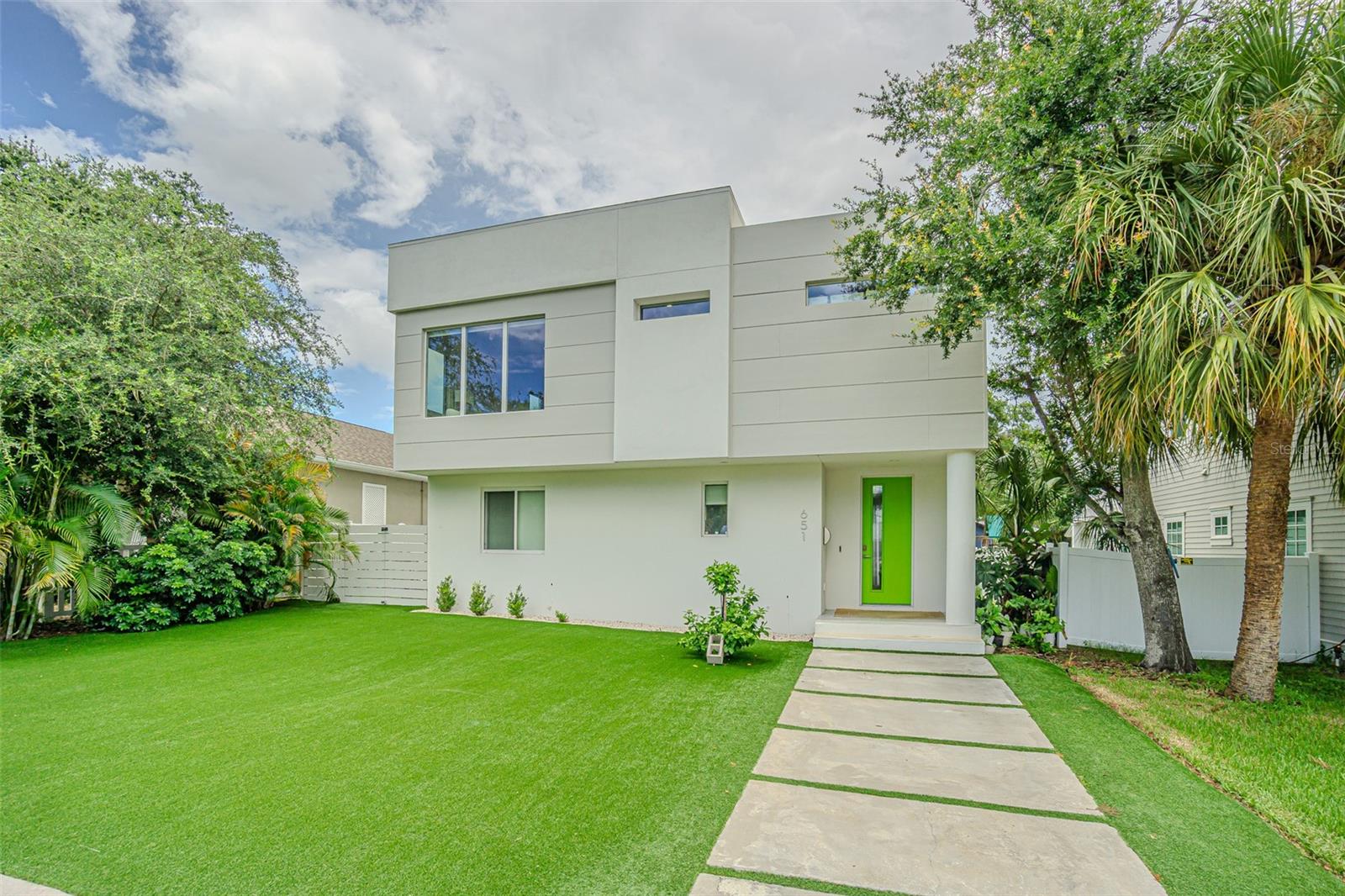 Image 2 of 28 For 651 12th Avenue S