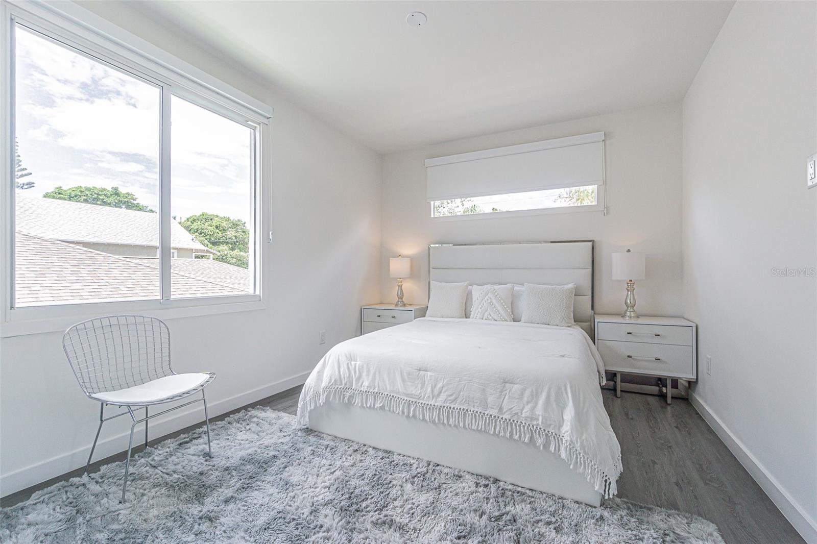 Image 21 of 28 For 651 12th Avenue S