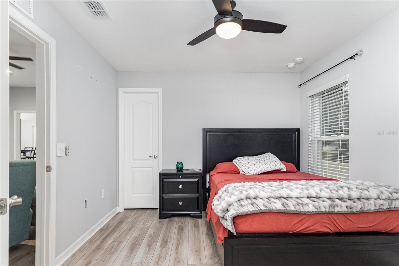 Image 15 of 17 For 2777 Hudson Street