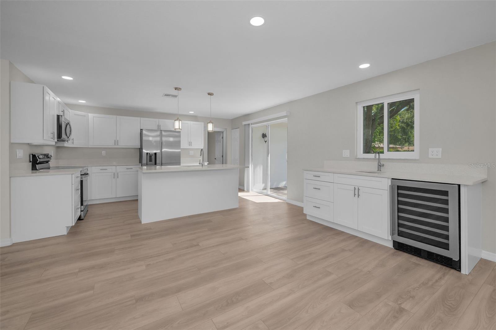 Image 30 of 48 For 908 Highview Drive