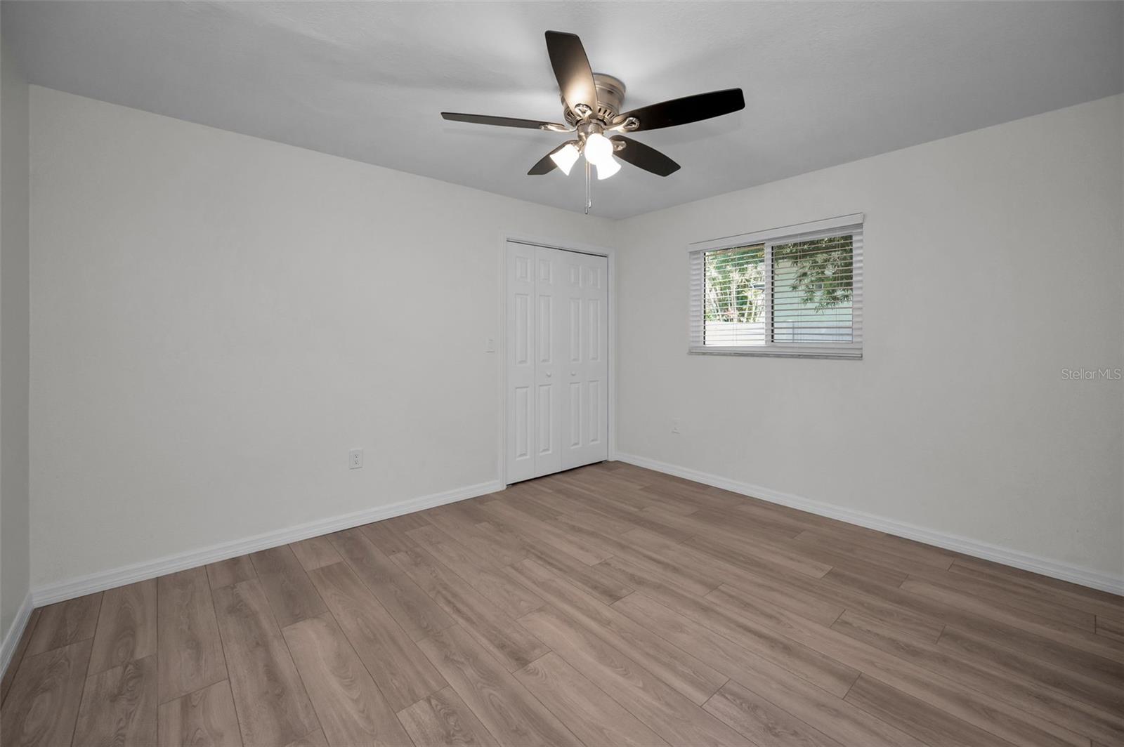 Image 37 of 48 For 908 Highview Drive