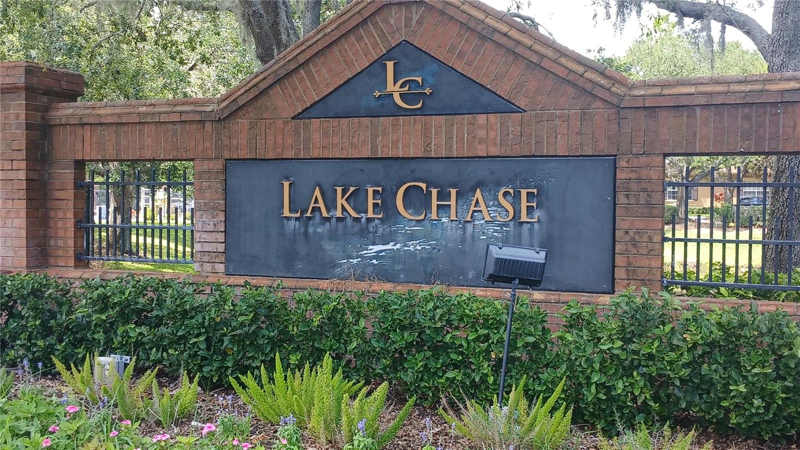 Image 3 of 20 For 9220 Lake Chase Island Way