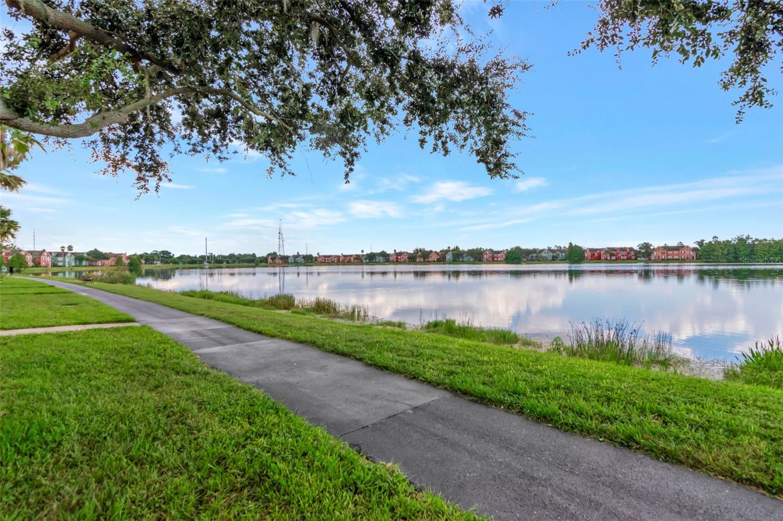 Image 34 of 48 For 9220 Lake Chase Island Way