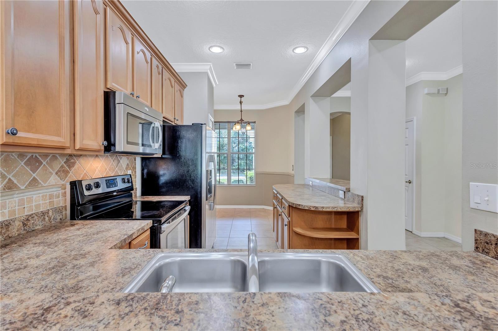 Image 25 of 66 For 14030 Waterville Circle