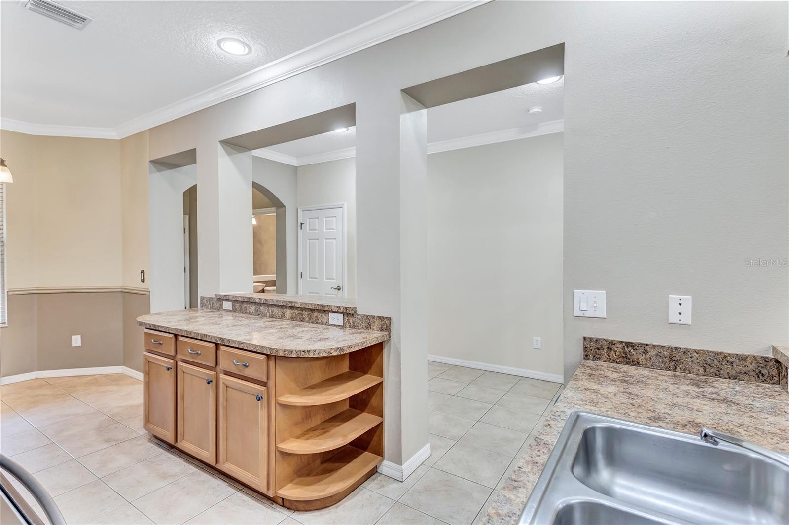 Image 28 of 66 For 14030 Waterville Circle