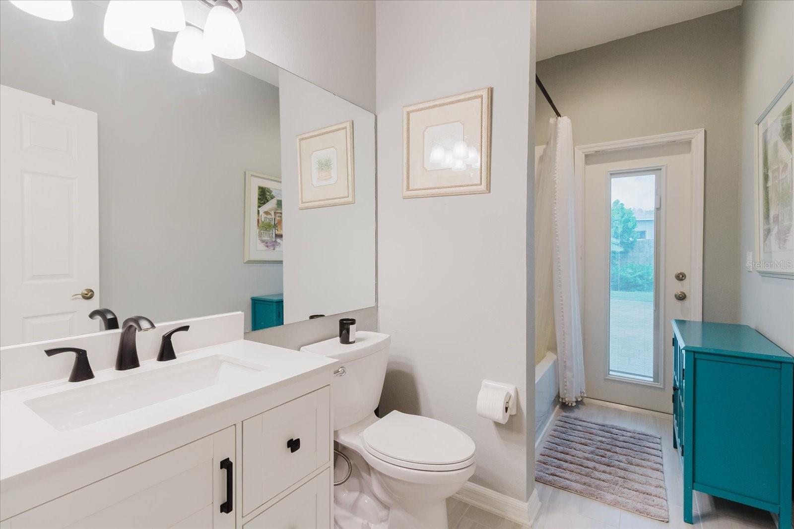 Image 24 of 39 For 9617 9617 Greenbank Drive