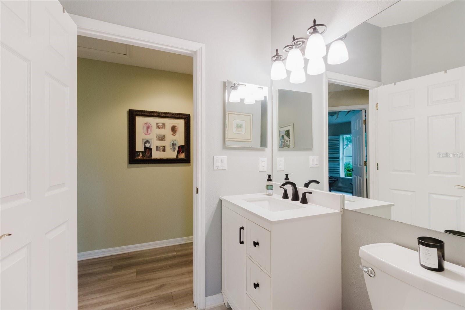 Image 25 of 39 For 9617 9617 Greenbank Drive