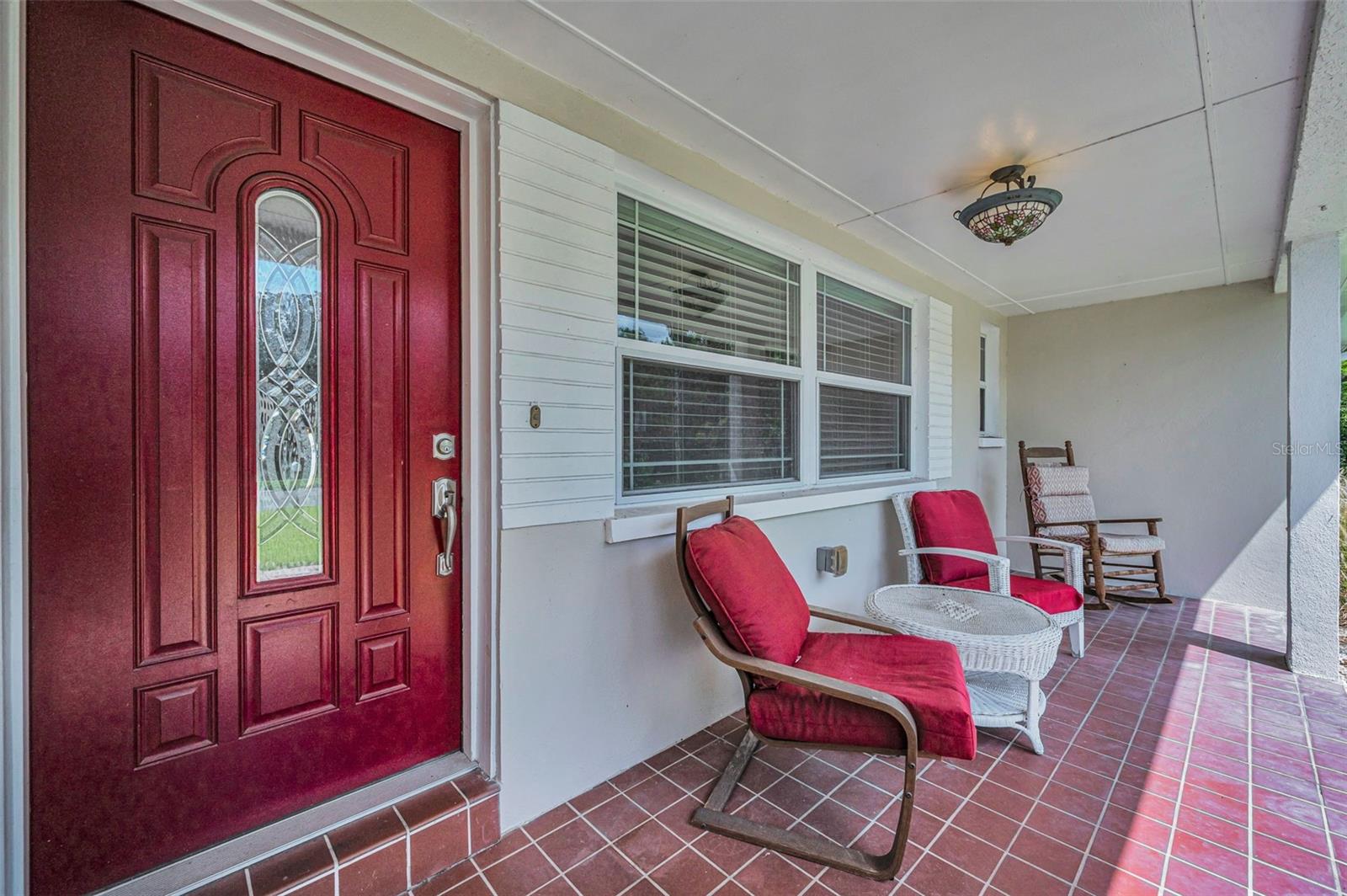 Image 14 of 100 For 554 Louden Avenue