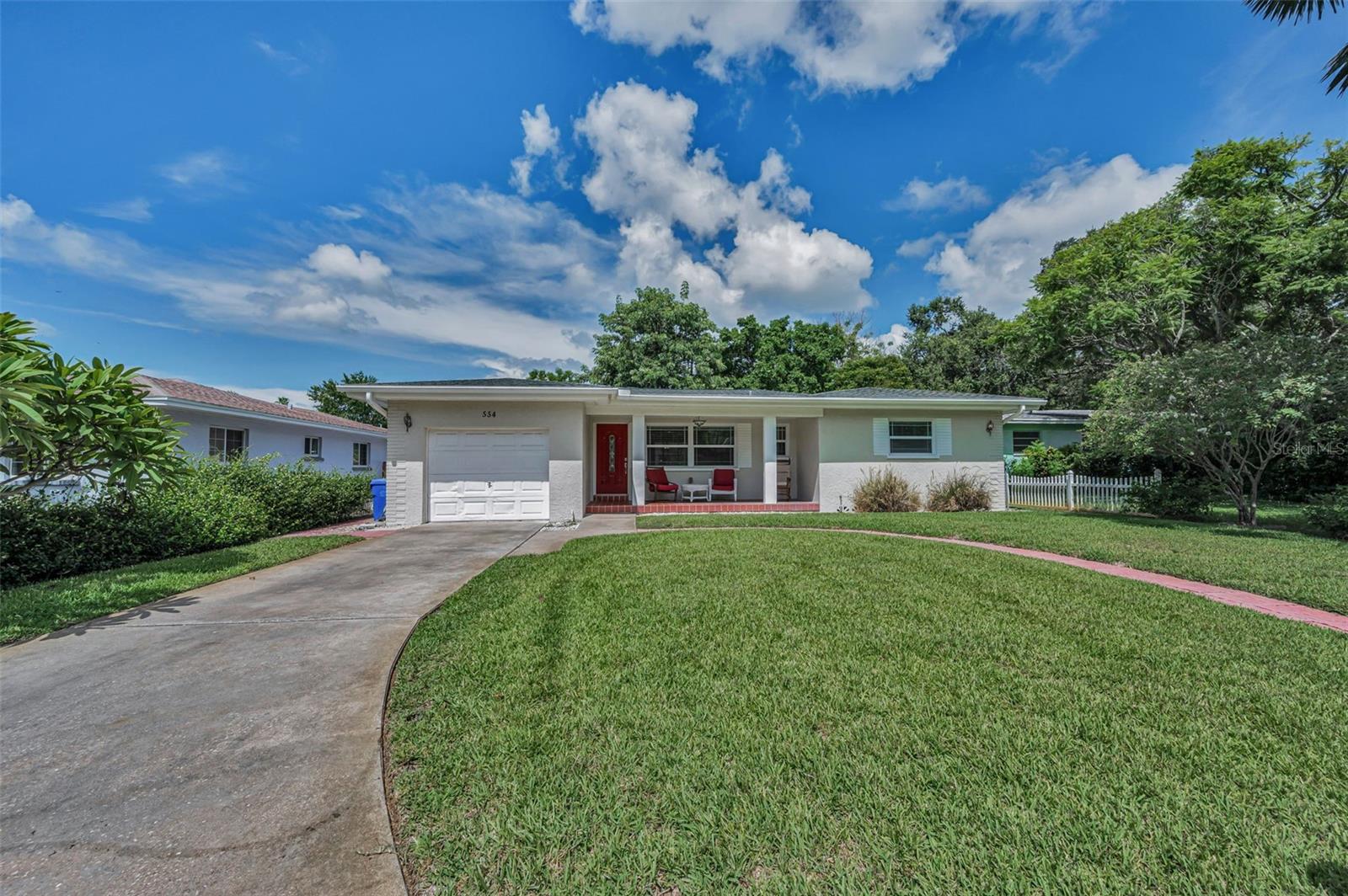 Image 3 of 100 For 554 Louden Avenue