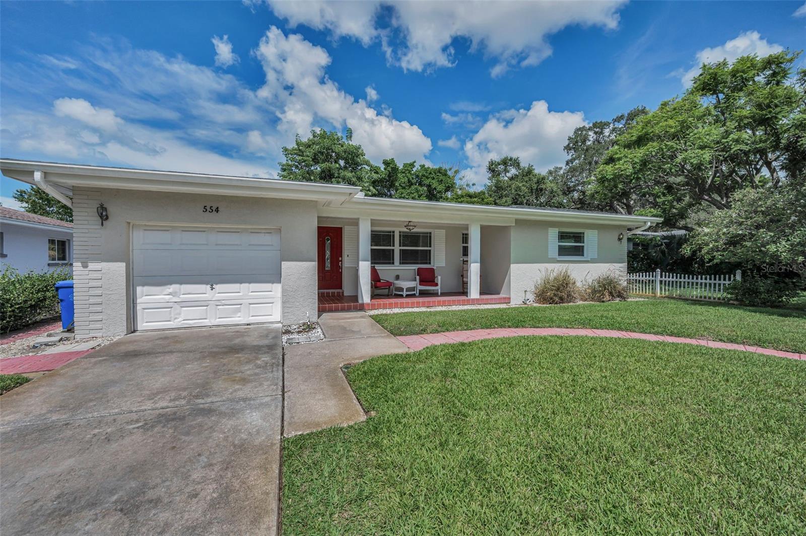 Image 7 of 100 For 554 Louden Avenue