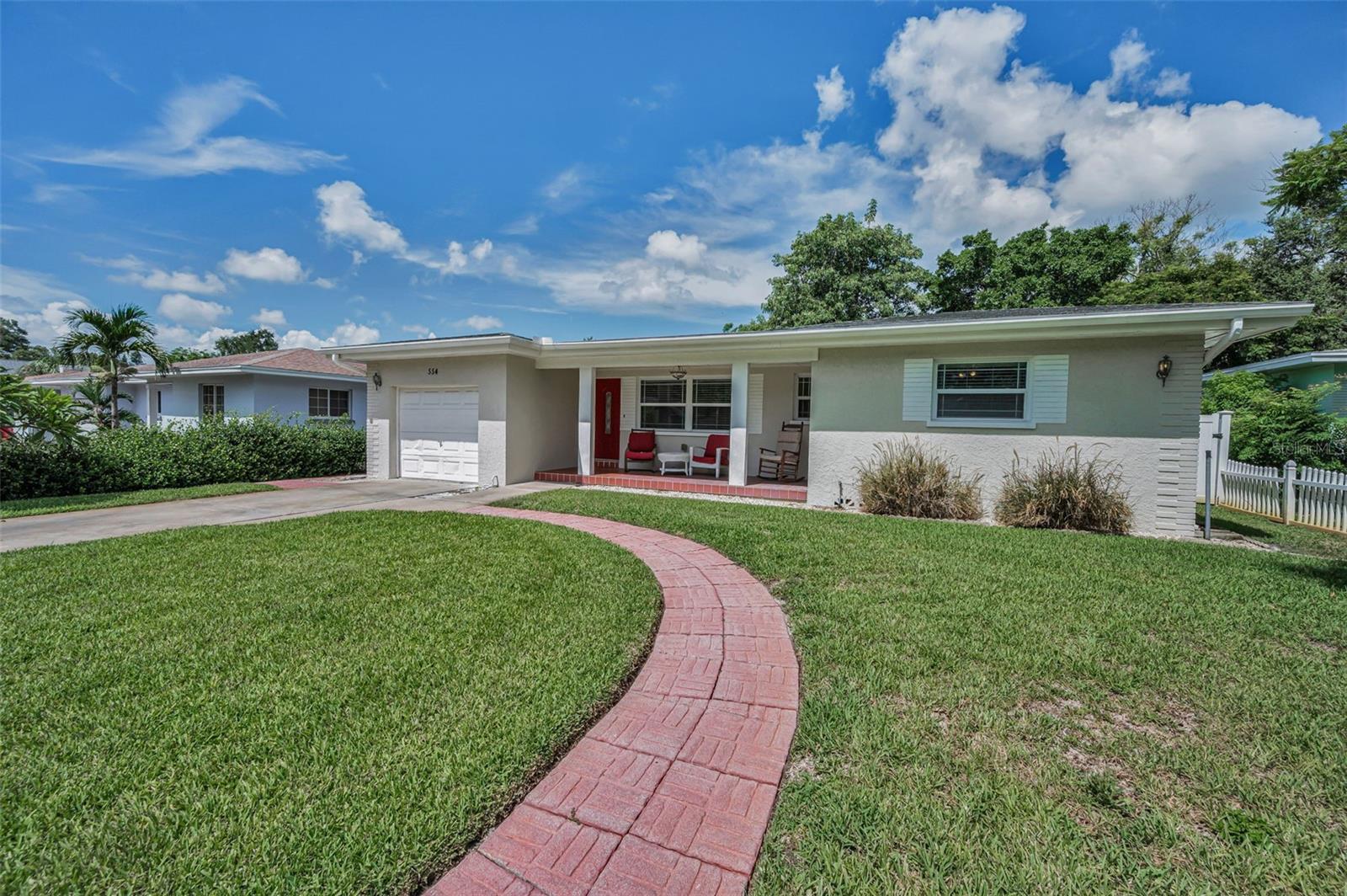 Image 9 of 100 For 554 Louden Avenue