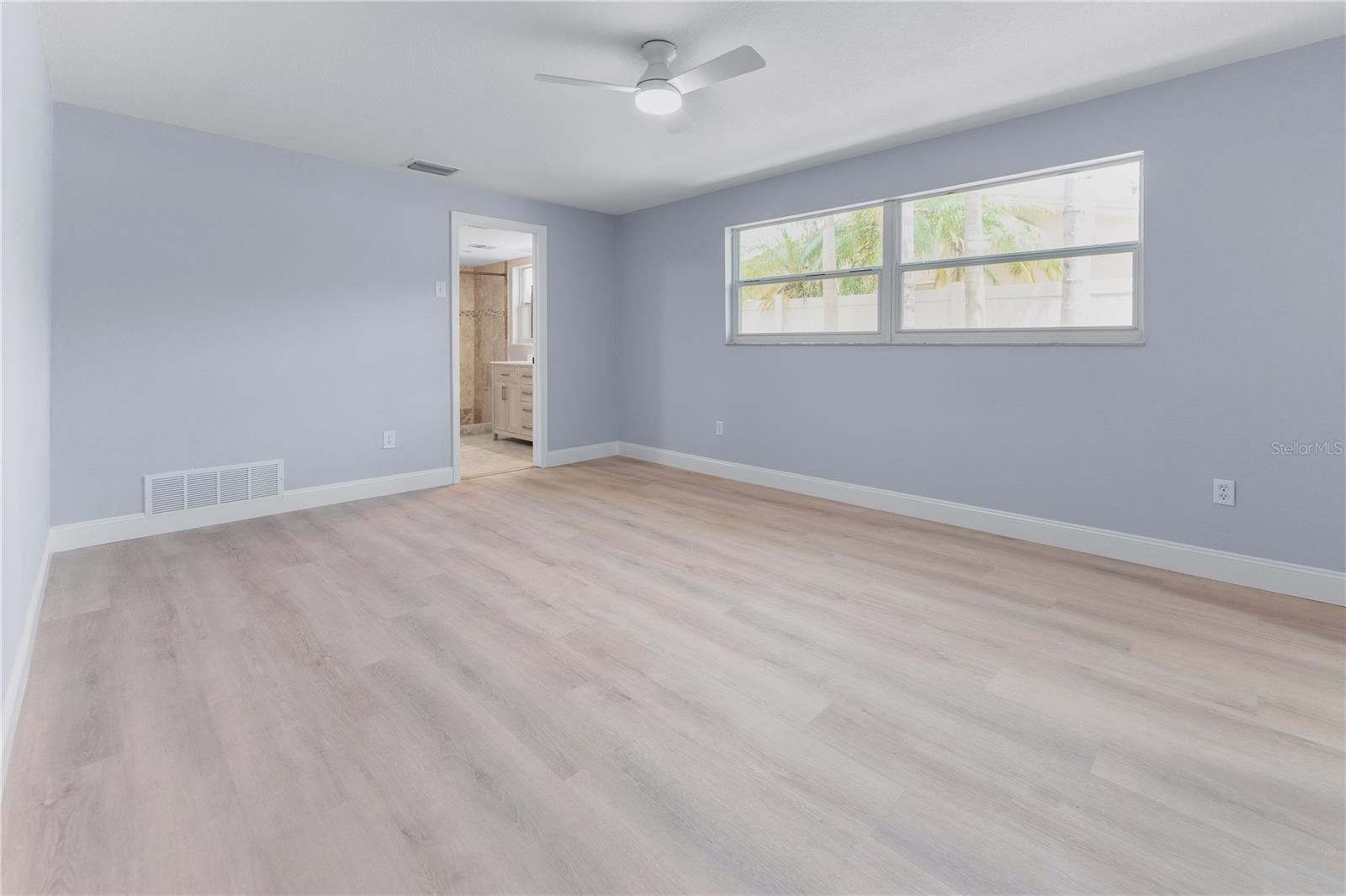 Image 5 of 34 For 1908 Sandpiper Drive