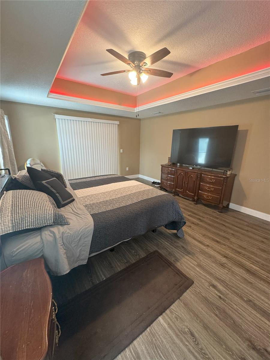 Image 13 of 28 For 716 76th Avenue N