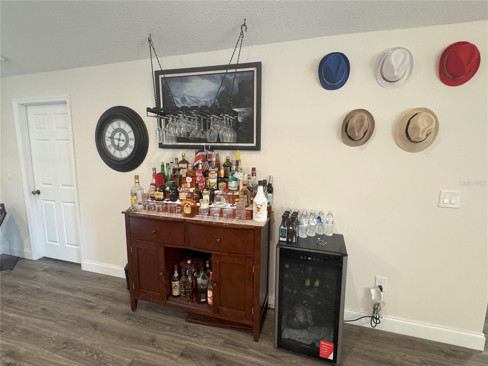 Image 7 of 28 For 716 76th Avenue N