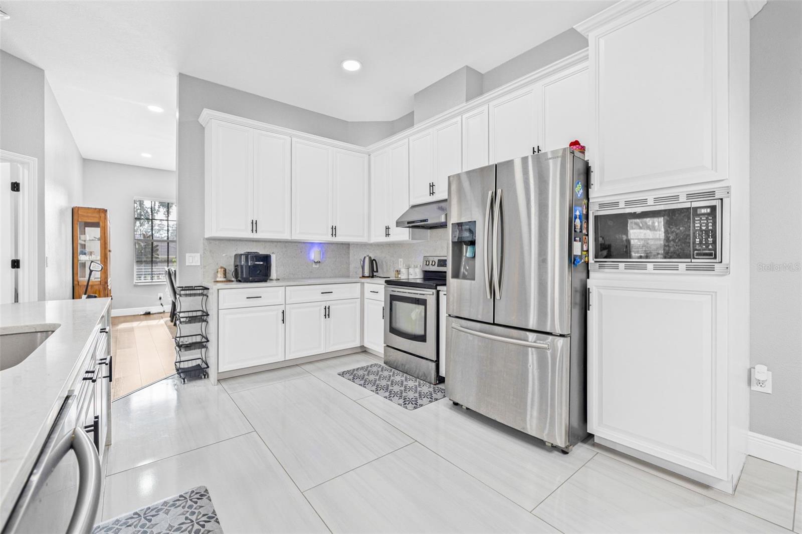 Image 13 of 36 For 12221 Anne Kenia Drive