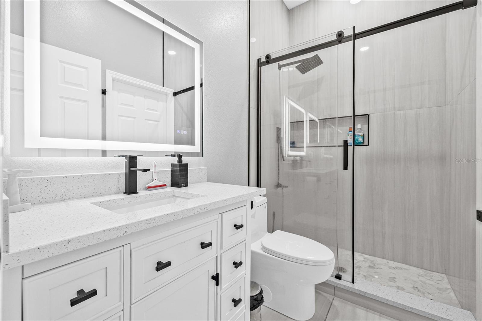 Image 29 of 36 For 12221 Anne Kenia Drive