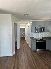 Image 15 of 21 For 4007 Bayshore Boulevard