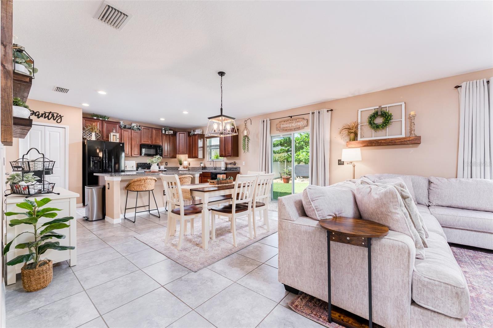 Image 7 of 42 For 12762 Flatwood Creek Drive