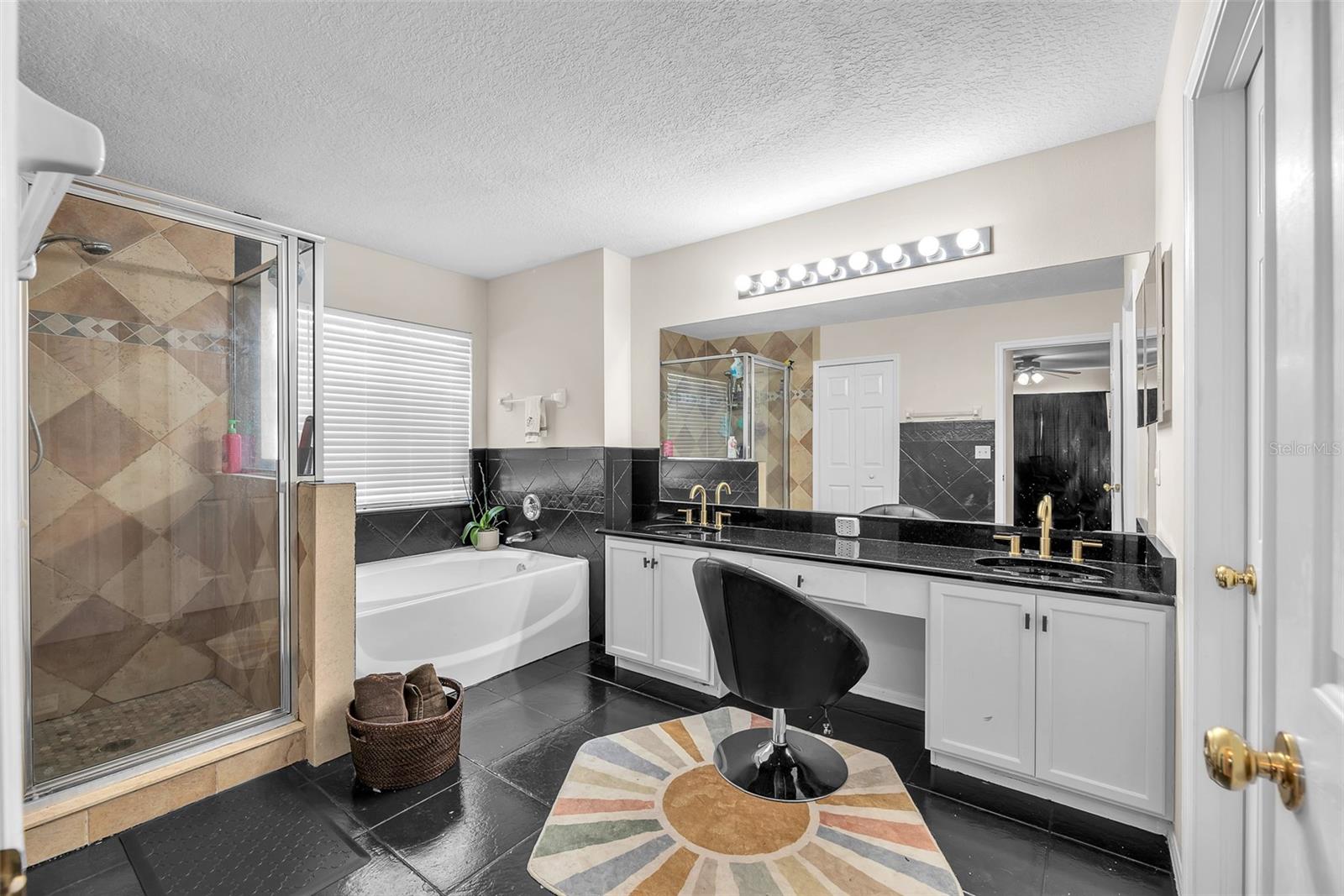 Image 21 of 24 For 11128 Sailbrooke Drive