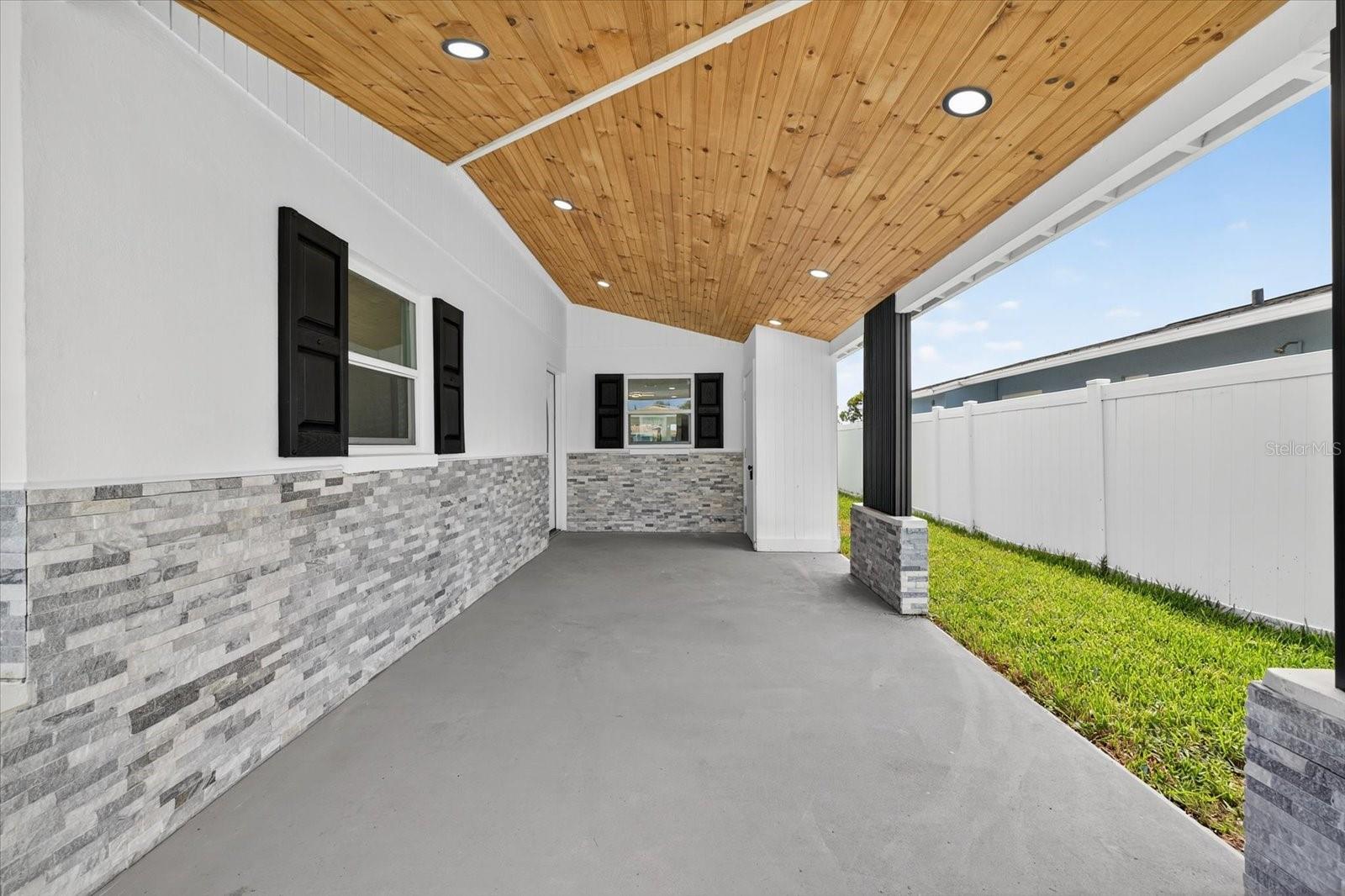 Image 12 of 81 For 5100 Bonito Drive