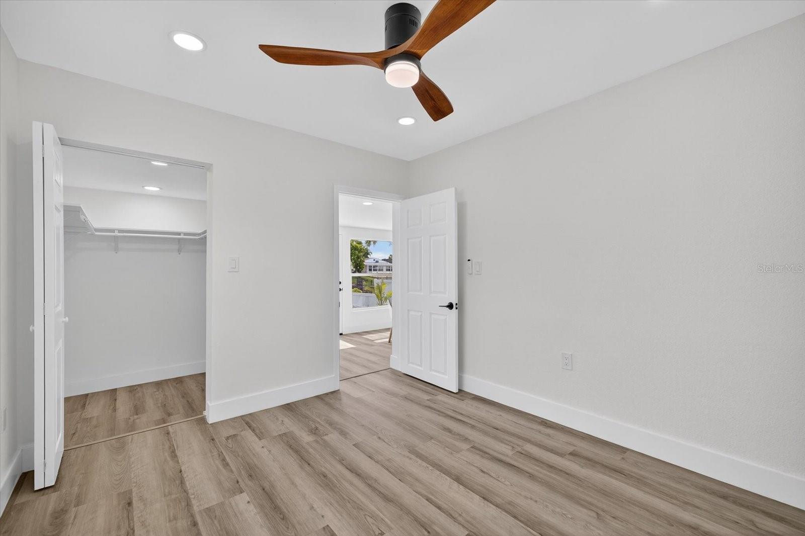 Image 50 of 81 For 5100 Bonito Drive