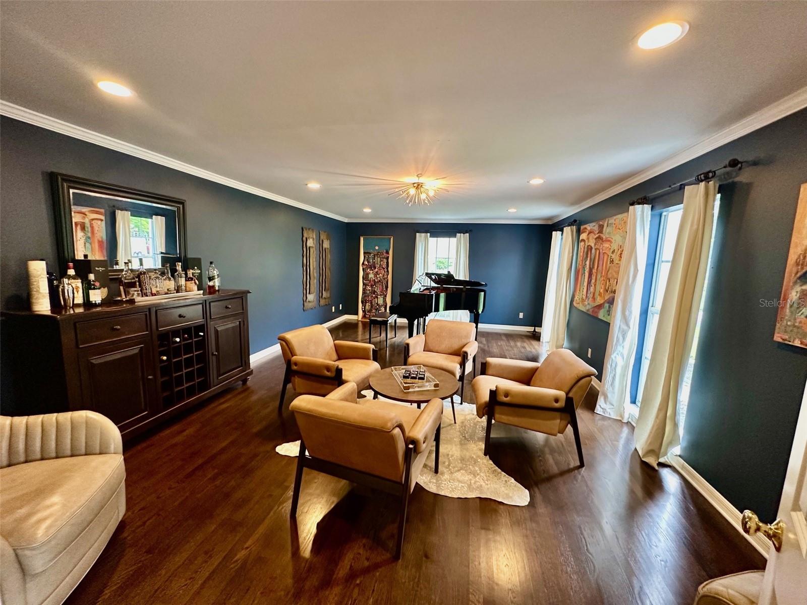 Image 4 of 26 For 4911 Saint Croix Drive