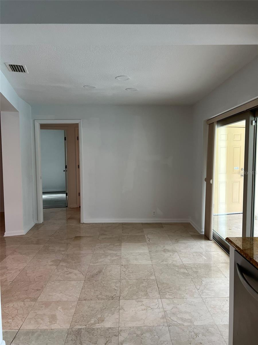 Image 12 of 64 For 4121 Crosswater Drive