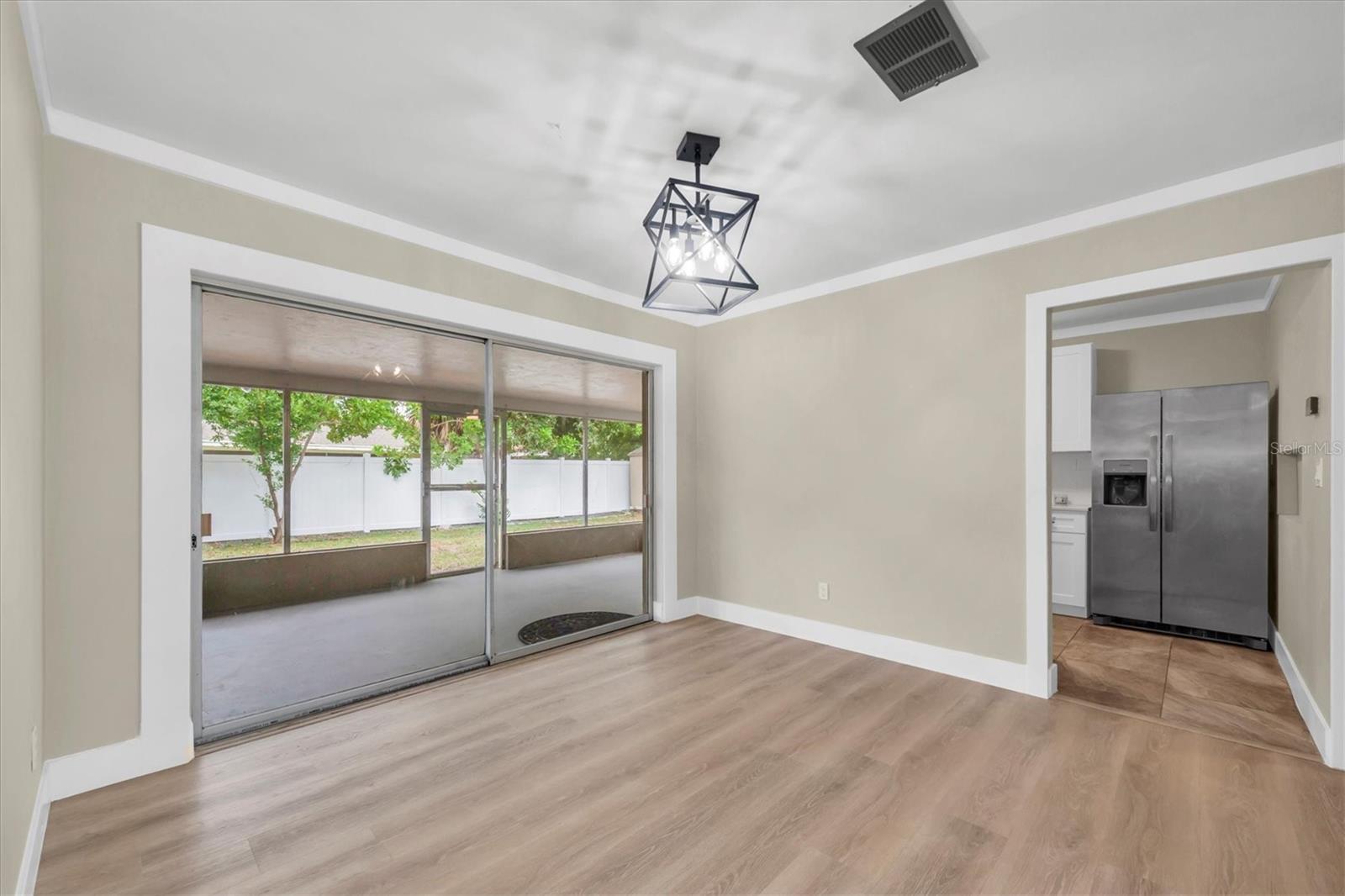 Image 14 of 57 For 1839 Ridgeway Drive
