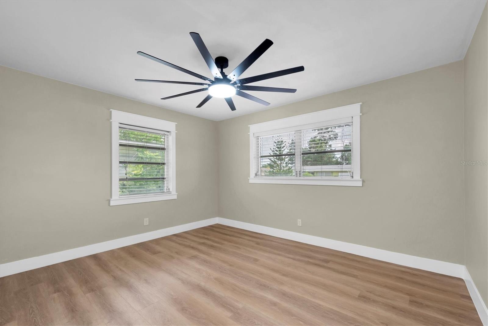 Image 21 of 57 For 1839 Ridgeway Drive