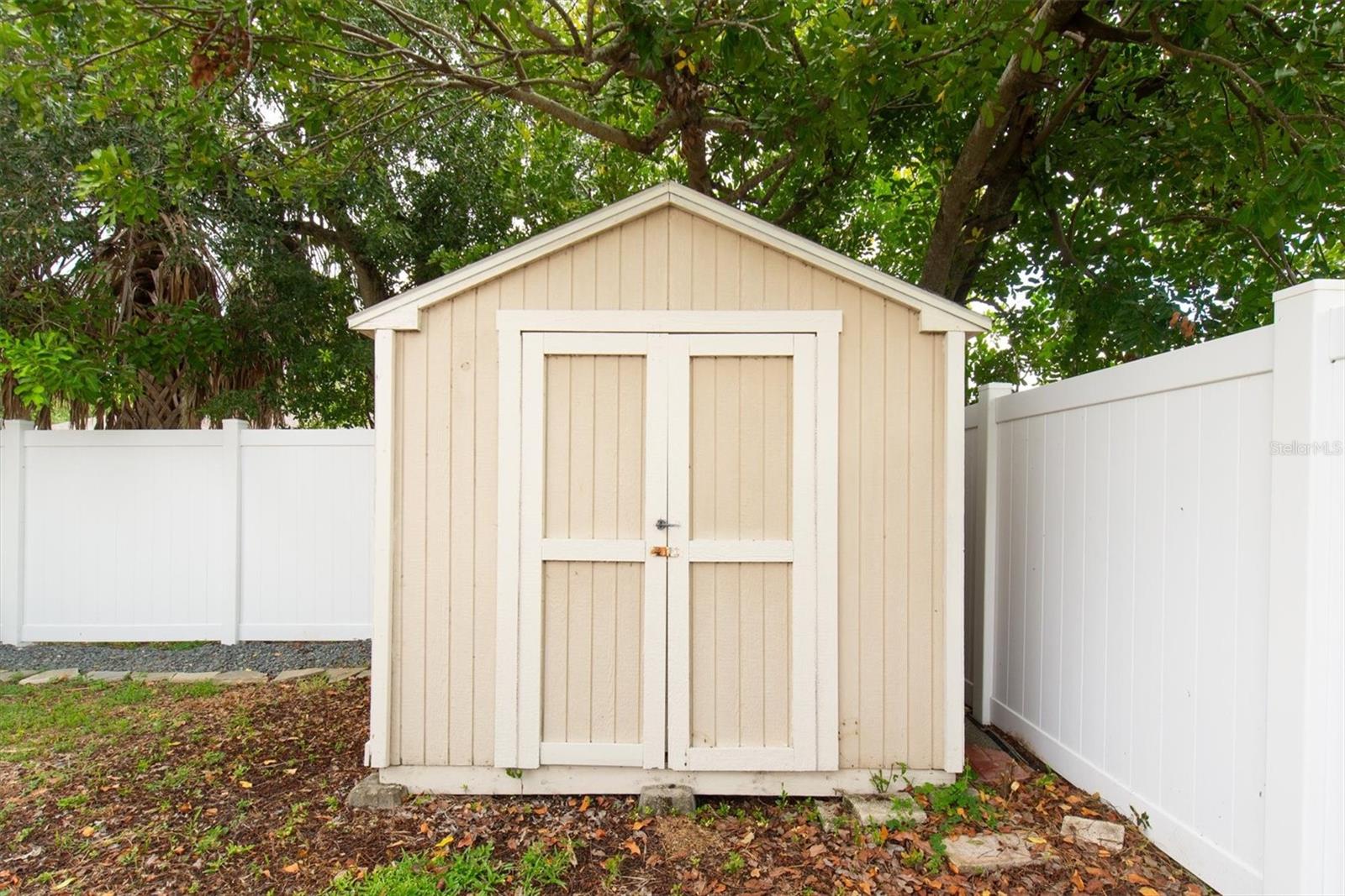 Image 37 of 57 For 1839 Ridgeway Drive