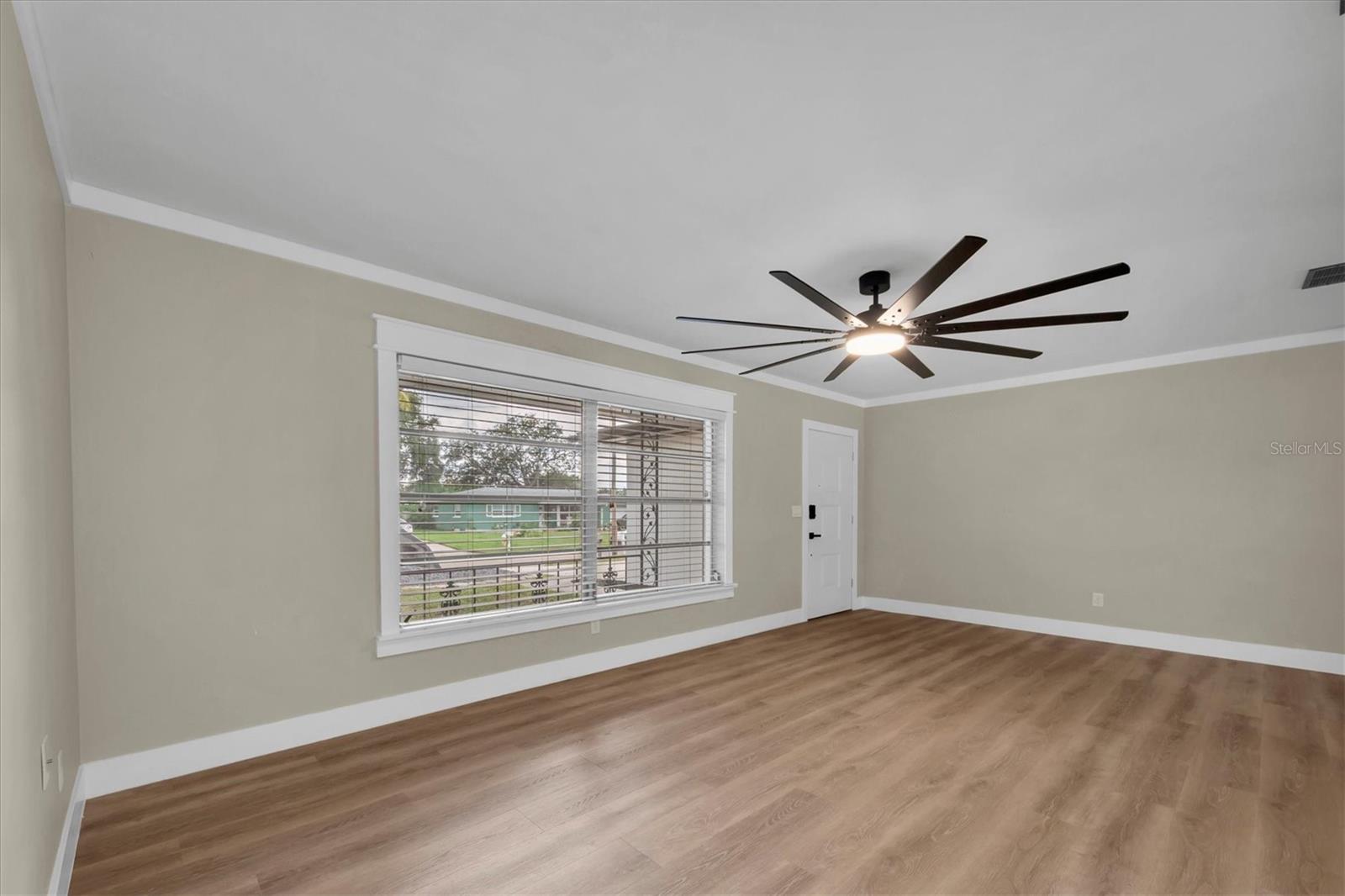 Image 4 of 57 For 1839 Ridgeway Drive