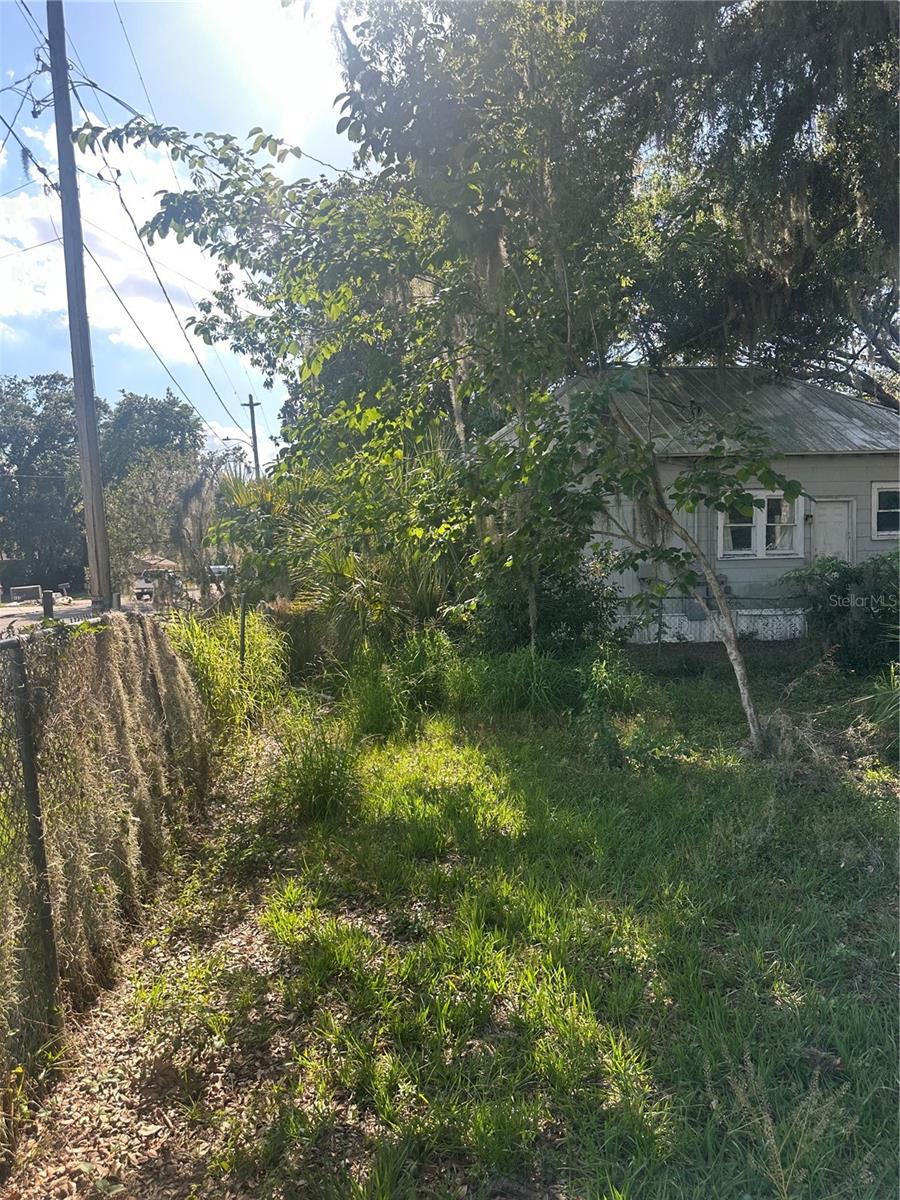 Image 11 of 19 For  0 Tomlin St  