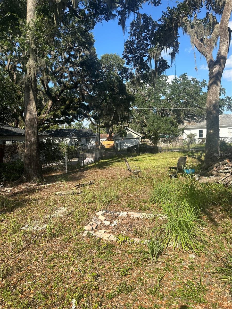 Image 16 of 19 For  0 Tomlin St  