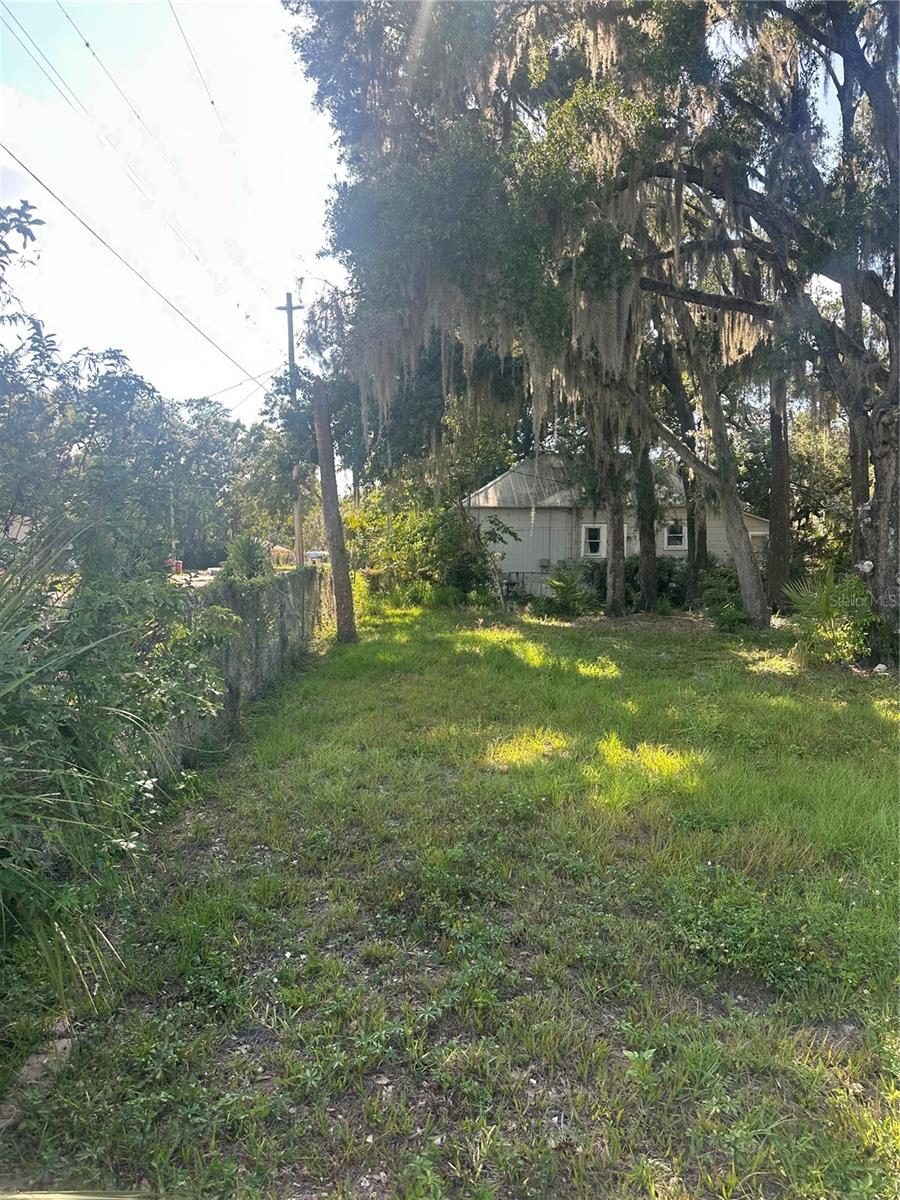 Image 7 of 19 For  0 Tomlin St  