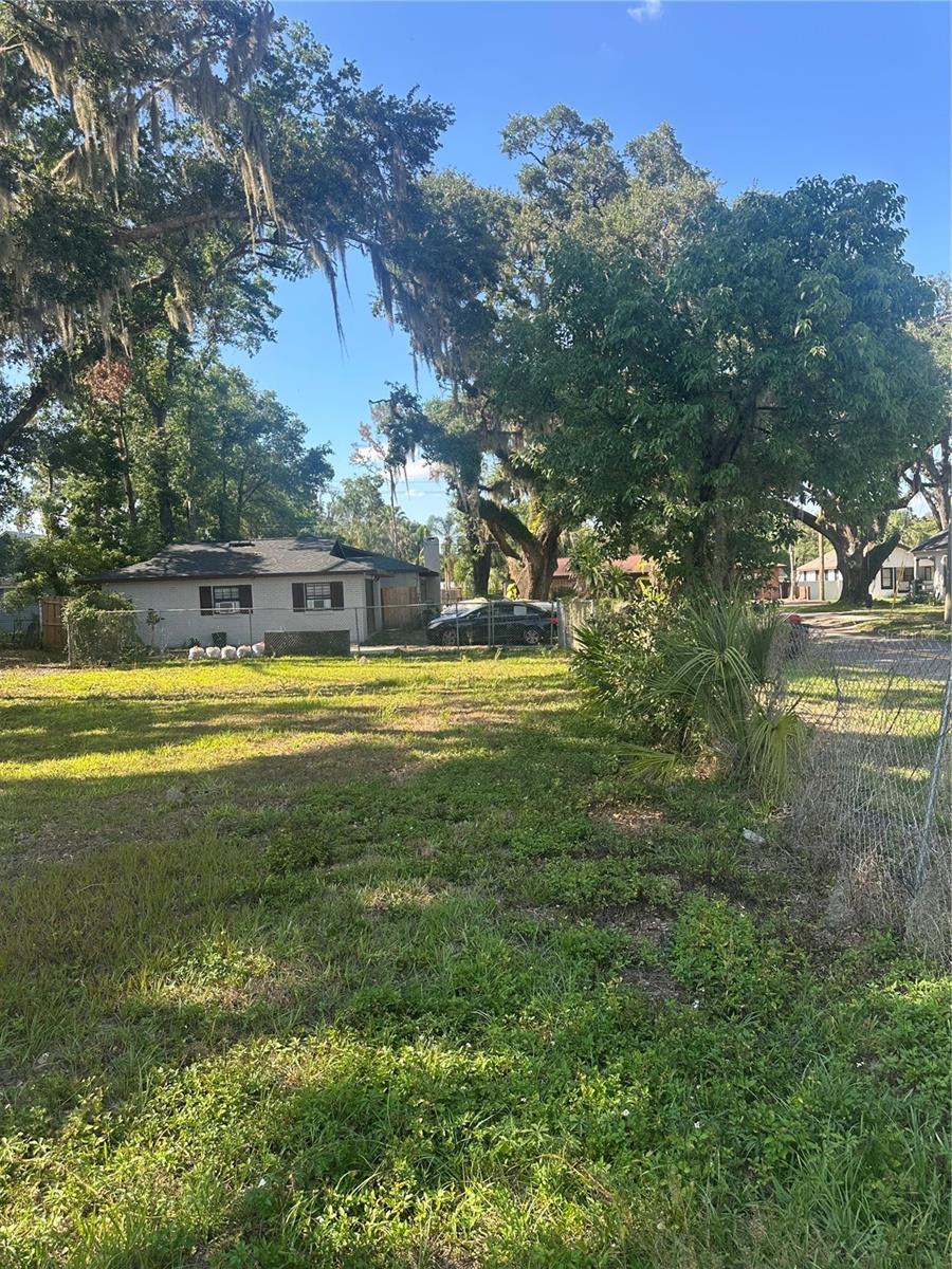 Image 8 of 19 For  0 Tomlin St  
