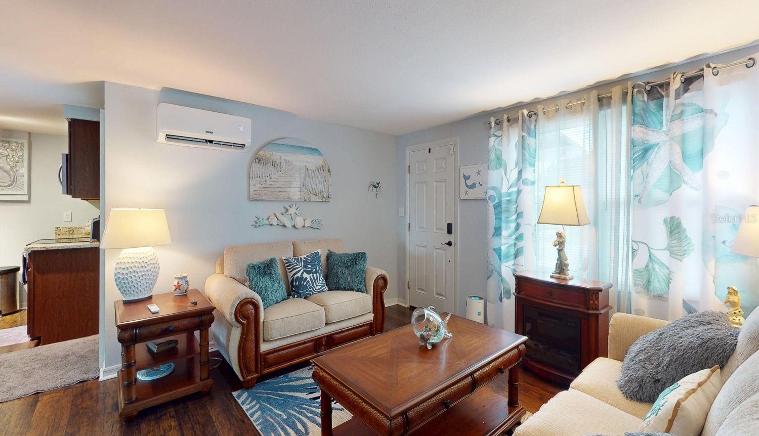 Image 3 of 38 For 10570 118th Avenue
