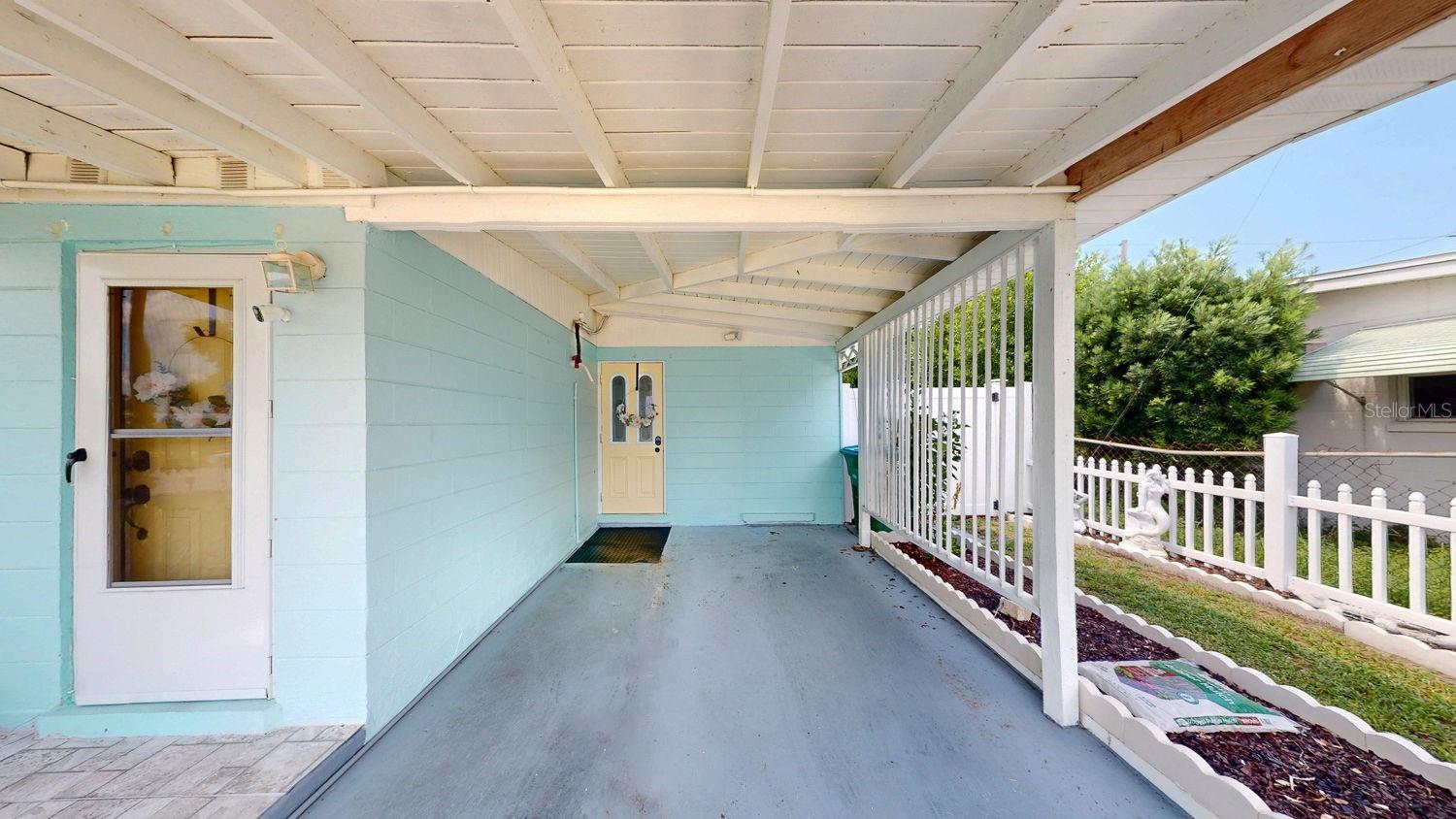 Image 31 of 38 For 10570 118th Avenue