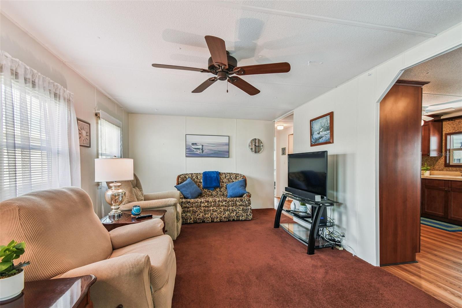 Image 16 of 70 For 12651 Seminole Boulevard 23e