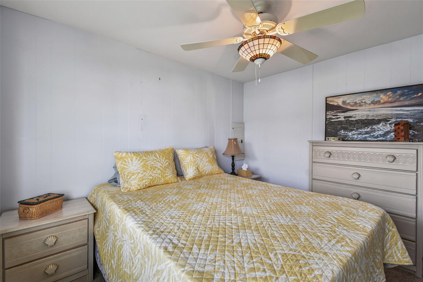 Image 28 of 70 For 12651 Seminole Boulevard 23e