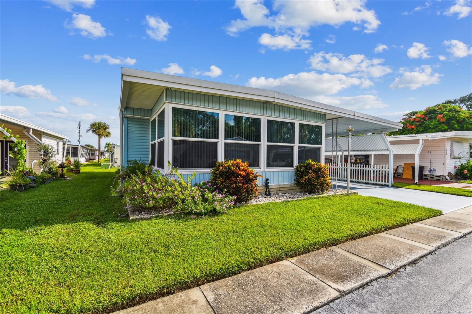 Image 3 of 70 For 12651 Seminole Boulevard 23e